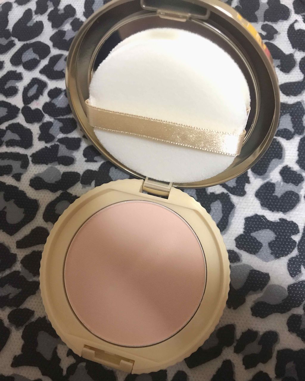 【旧品】マシュマロフィニッシュパウダー/キャンメイク/プレストパウダーを使ったクチコミ(2枚目)