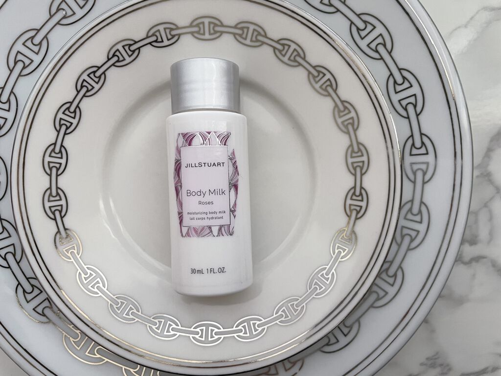 ジルスチュアート ボディミルク ロージーズ/JILL STUART/ボディミルクを使ったクチコミ（1枚目）