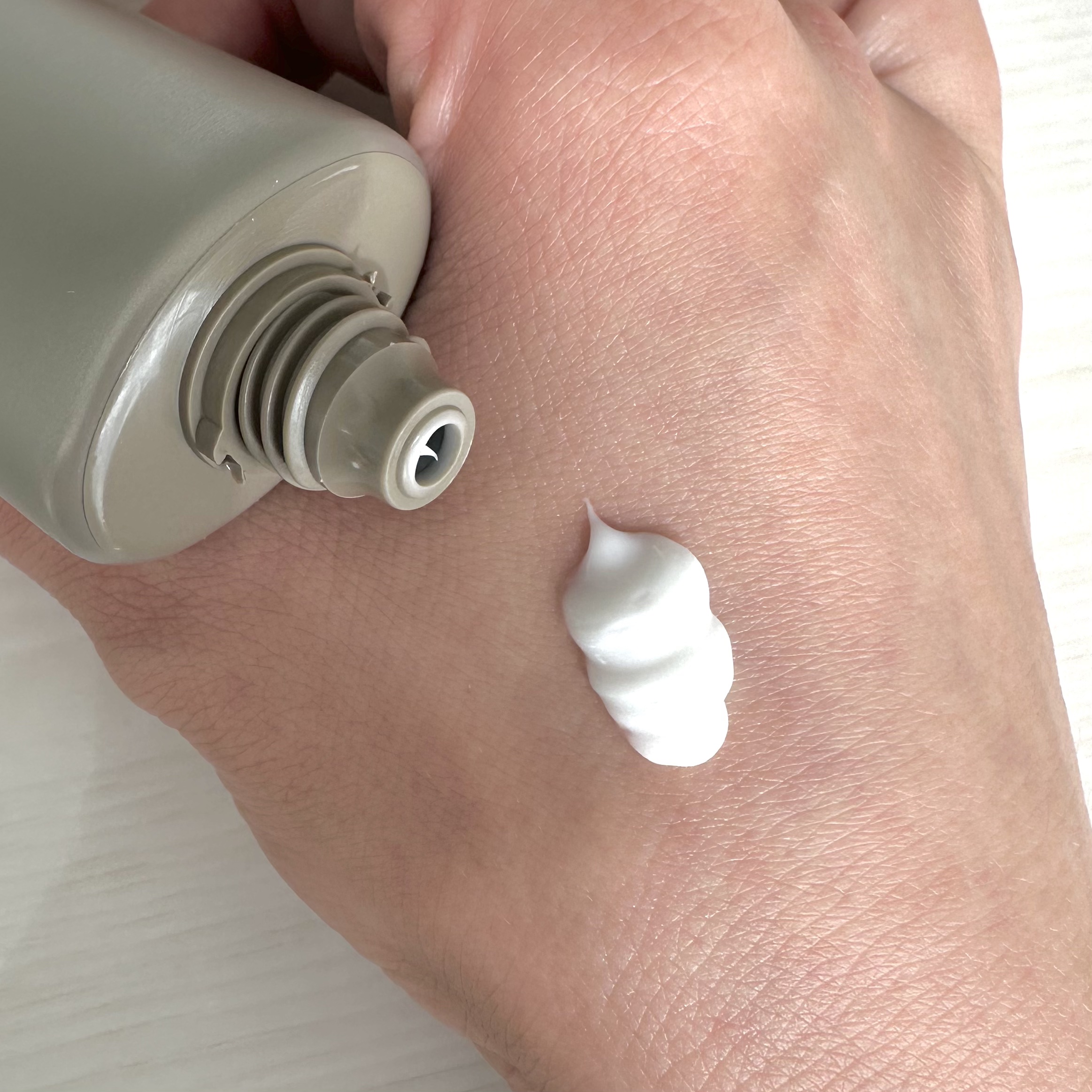 ハンデコルテ/キユートピア/ネック・デコルテケアを使ったクチコミ（3枚目）