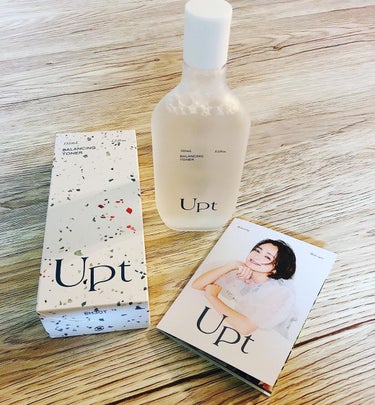 いくつになってもかわいらしくて、キレイな
安達祐実さんがプロデュースしたトナー
Upt  @_upt_official バランシングトナー
温泉水がベースのスキンケアで水にもこだわりが感じられます
香り