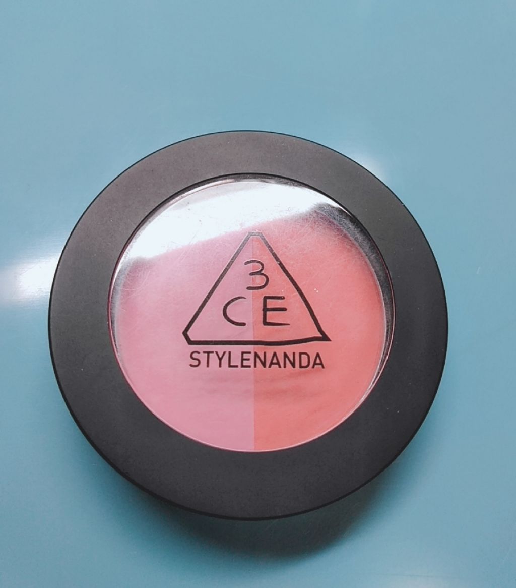 3CE DUO COLOR FACE BLUSH/3CE/パウダーチークを使ったクチコミ（1枚目）