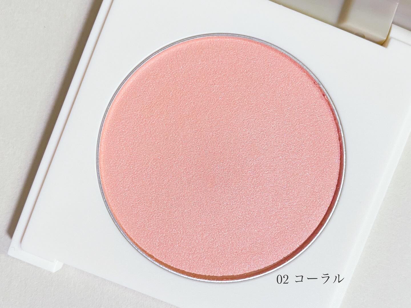 カバーマーク　ライティング カラー パウダー 02 コーラル/COVERMARK/パウダーチークを使ったクチコミ（2枚目）
