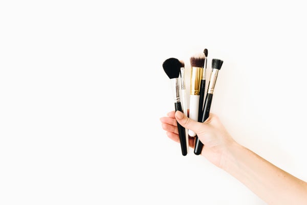 憧れの「陶器肌」を実現できるファンデーションの塗り方と選び方!メイクのコツやおすすめアイテム20選もの画像