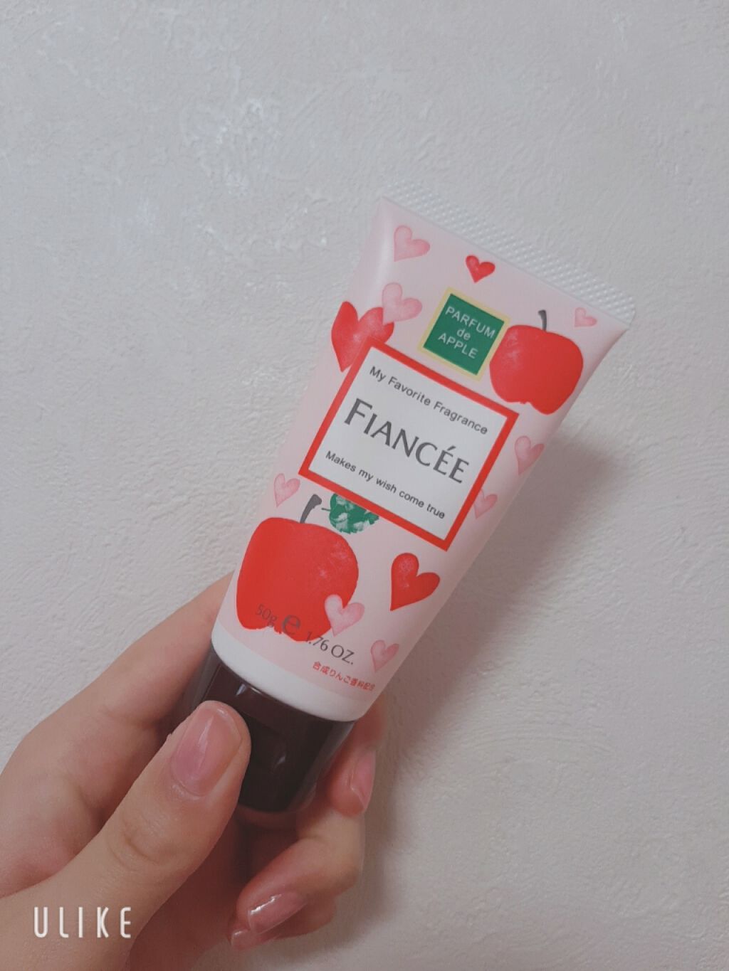 ハンドクリーム 恋りんごの香り/フィアンセ/ハンドクリームを使ったクチコミ（1枚目）