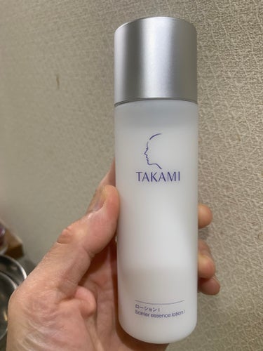 タカミローションI（化粧水）

肌に保湿成分を与え、しっかりうるおいで満たし、
ふっくらとした、なめらかな肌へ。

乾燥とべたつきの両方が気になる方に。

「タカノスキンピール」の後のご使用をお勧めしま