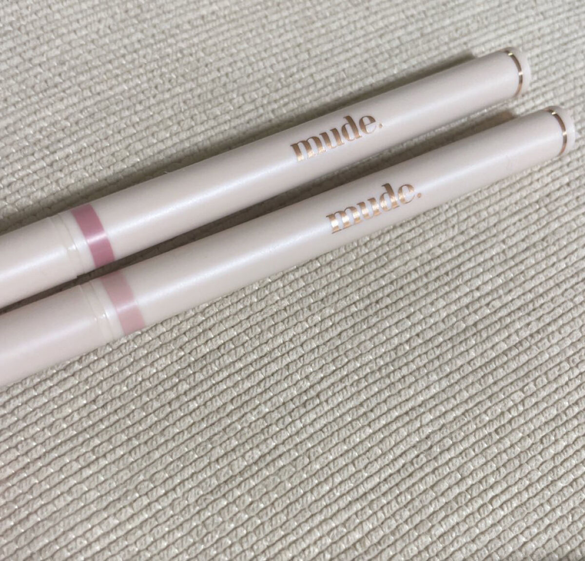 mude. リファインドミーペンシルライナーのクチコミ「mude リファインドミーペンシルライナー 02、04

02は影色に買いました。
ノーズシャ.....」（2枚目）