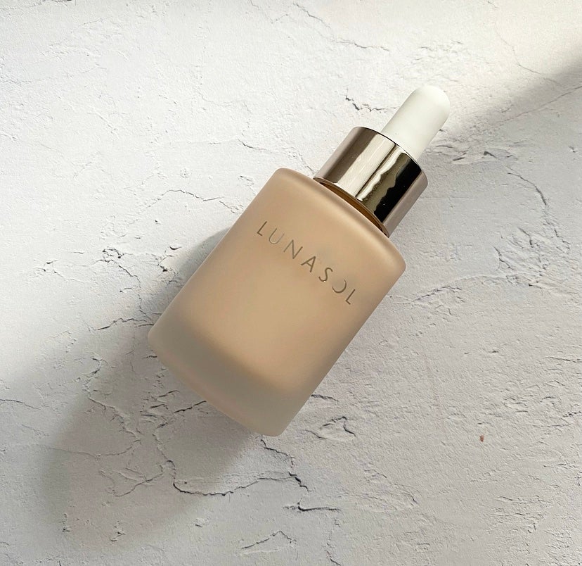 ルナソル カラーオイル セラム/LUNASOL/リキッドファンデーションを使ったクチコミ(1枚目)