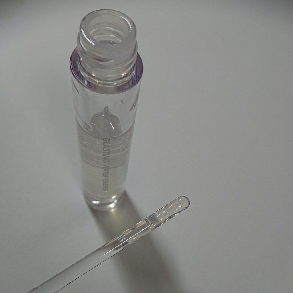 グラスティングウォーターグロス/rom&nd/リップグロスを使ったクチコミ（2枚目）