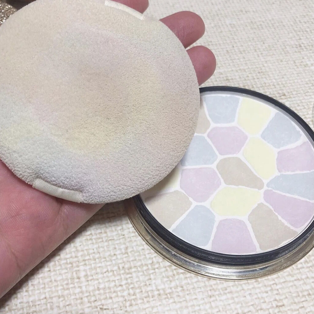 エレガンス ラ プードル オートニュアンス リクスィーズ/Elégance/プレストパウダーを使ったクチコミ（2枚目）