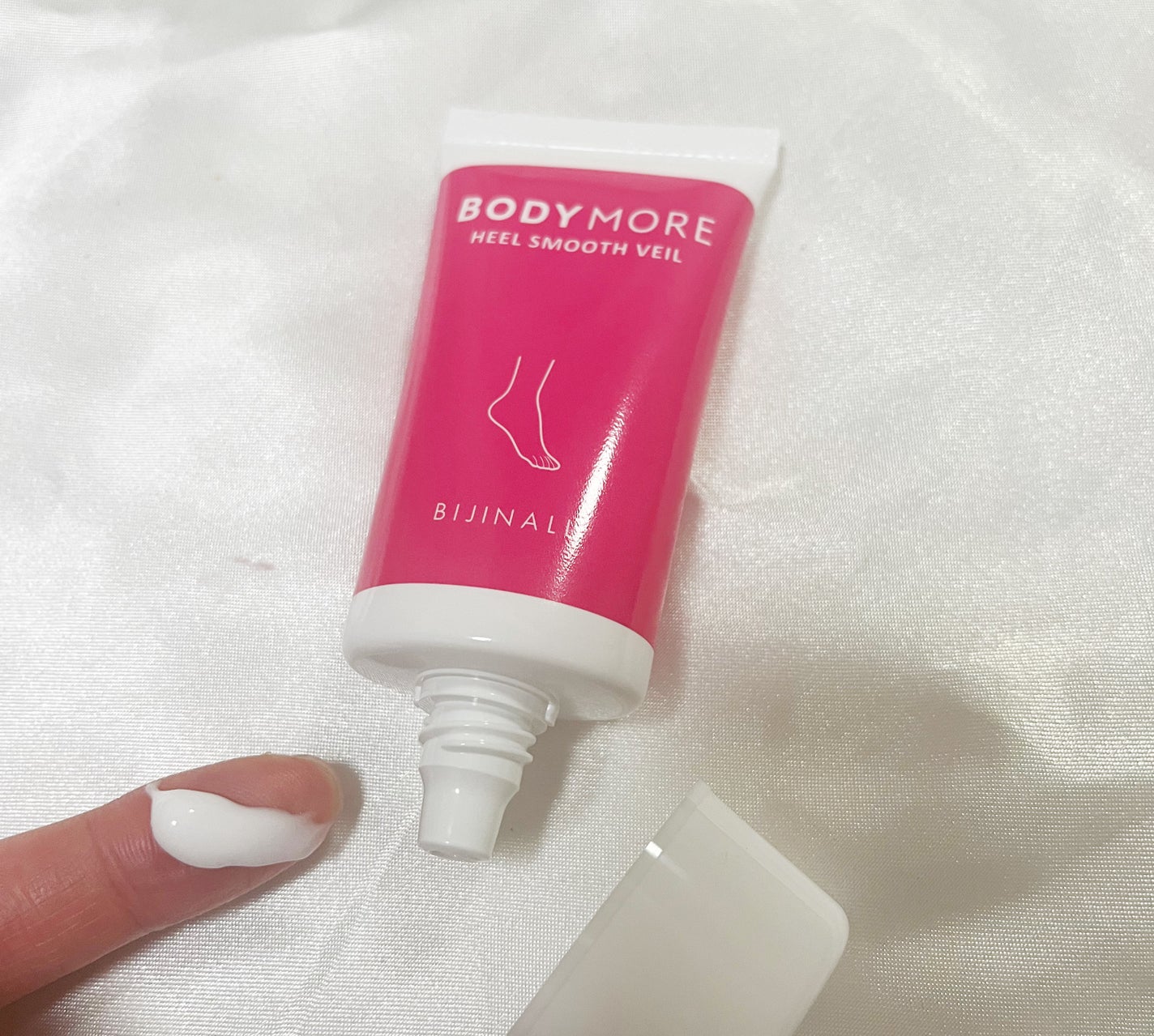 ヒールスムースベール/BODY MORE/レッグ・フットケアを使ったクチコミ(3枚目)
