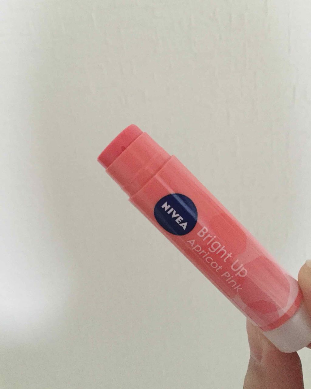 モイストピュアカラーリップ/ニベア/リップクリームを使ったクチコミ(2枚目)