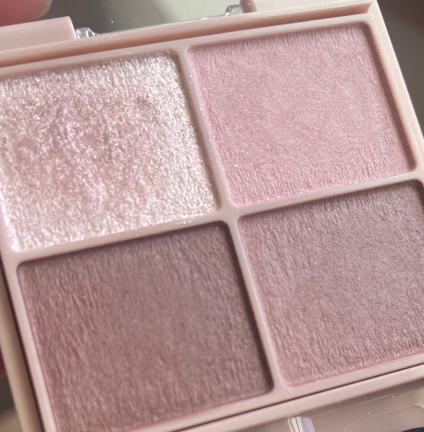 シルキースフレアイズ(マットタイプ)/キャンメイク/アイシャドウパレットを使ったクチコミ(2枚目)