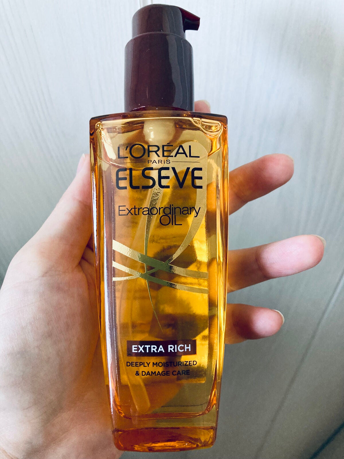 エルセーヴ エクストラオーディナリーオイル エクストラリッチ フィニッシュ/ロレアル パリ/ヘアオイルを使ったクチコミ(1枚目)