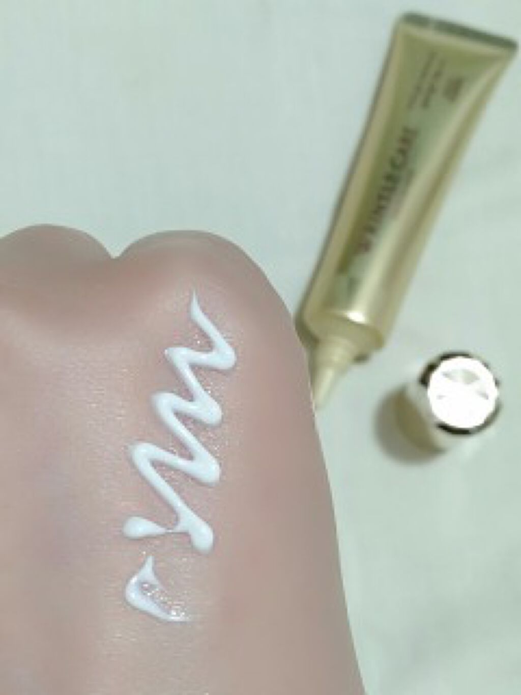 リンクルケア モイストジェル エッセンス UV /コーセーコスメポート/美容液を使ったクチコミ（2枚目）