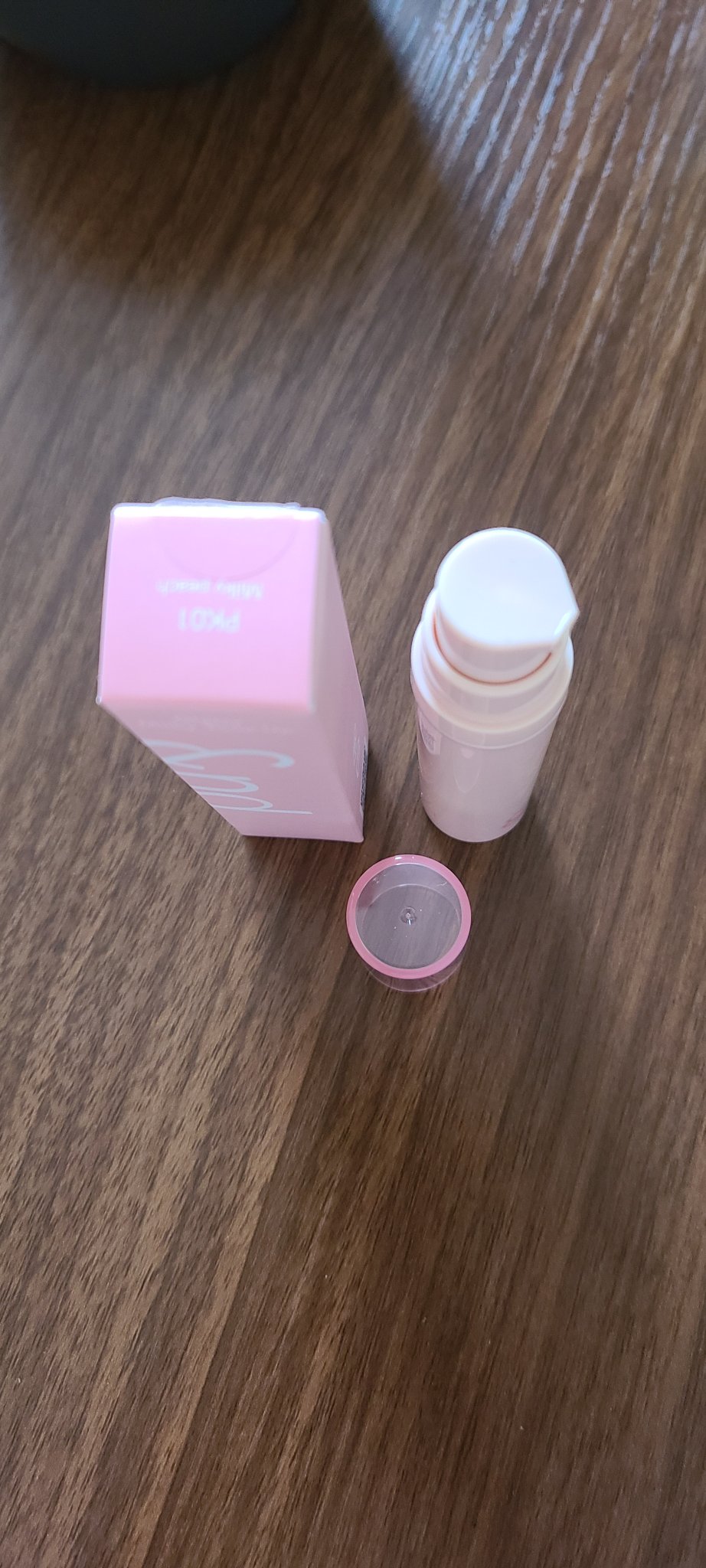 グラッシーミルキートーンアップ  PK01 ミルキーピーチ/&nd by rom&nd/化粧下地を使ったクチコミ（2枚目）