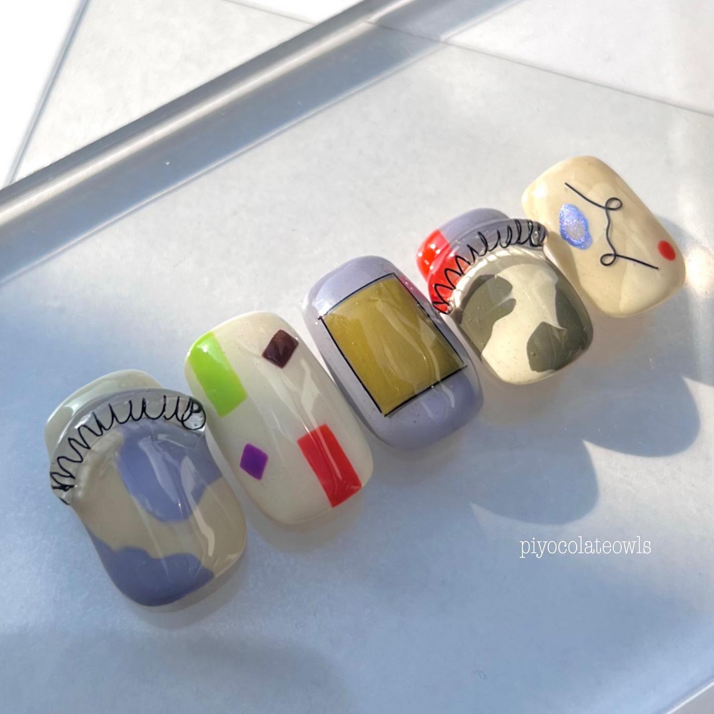 #カラフルネイル,#個性的ネイル,#個性派ネイル,#シンプルネイル,#凸凹ネイル,#韓国ネイル,#黒ワイヤーネイル,#ワイヤーネイル,#ニュアンスネイル,#ミラーネイル,#ぷっくりネイル,#ぷくぷくネイルのネイルデザイン