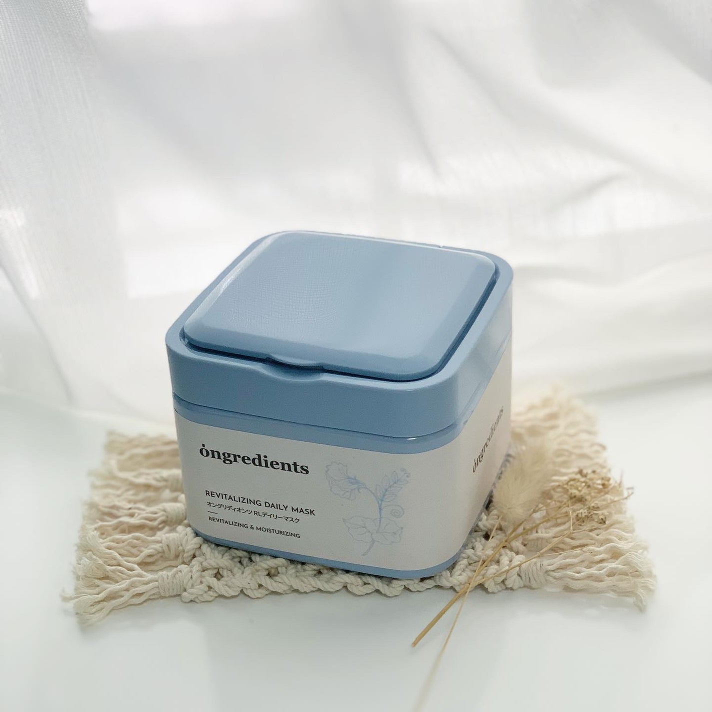 まるまな(フォロバ100) on LIPS 「𖥧𖥧𖧧˒˒..𖡼.𖤣𖥧⠜リバイタルライジングシリーズから新登場..」(1枚目)