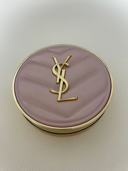 ラディアント タッチ グロウパクト/YVES SAINT LAURENT BEAUTE/クッションファンデーションを使ったクチコミ(1枚目)
