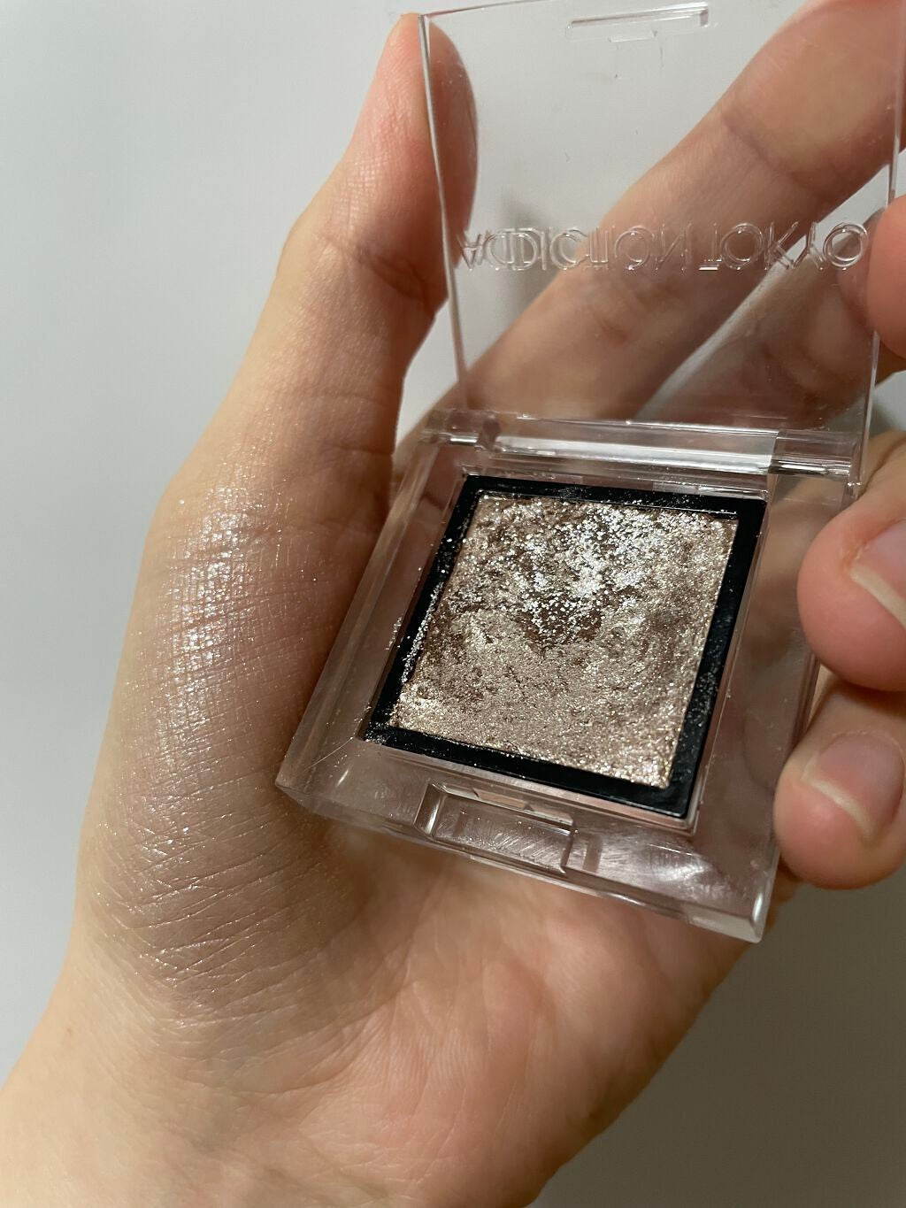 アディクション ザ アイシャドウ スパークル/ADDICTION/単色アイシャドウを使ったクチコミ(3枚目)