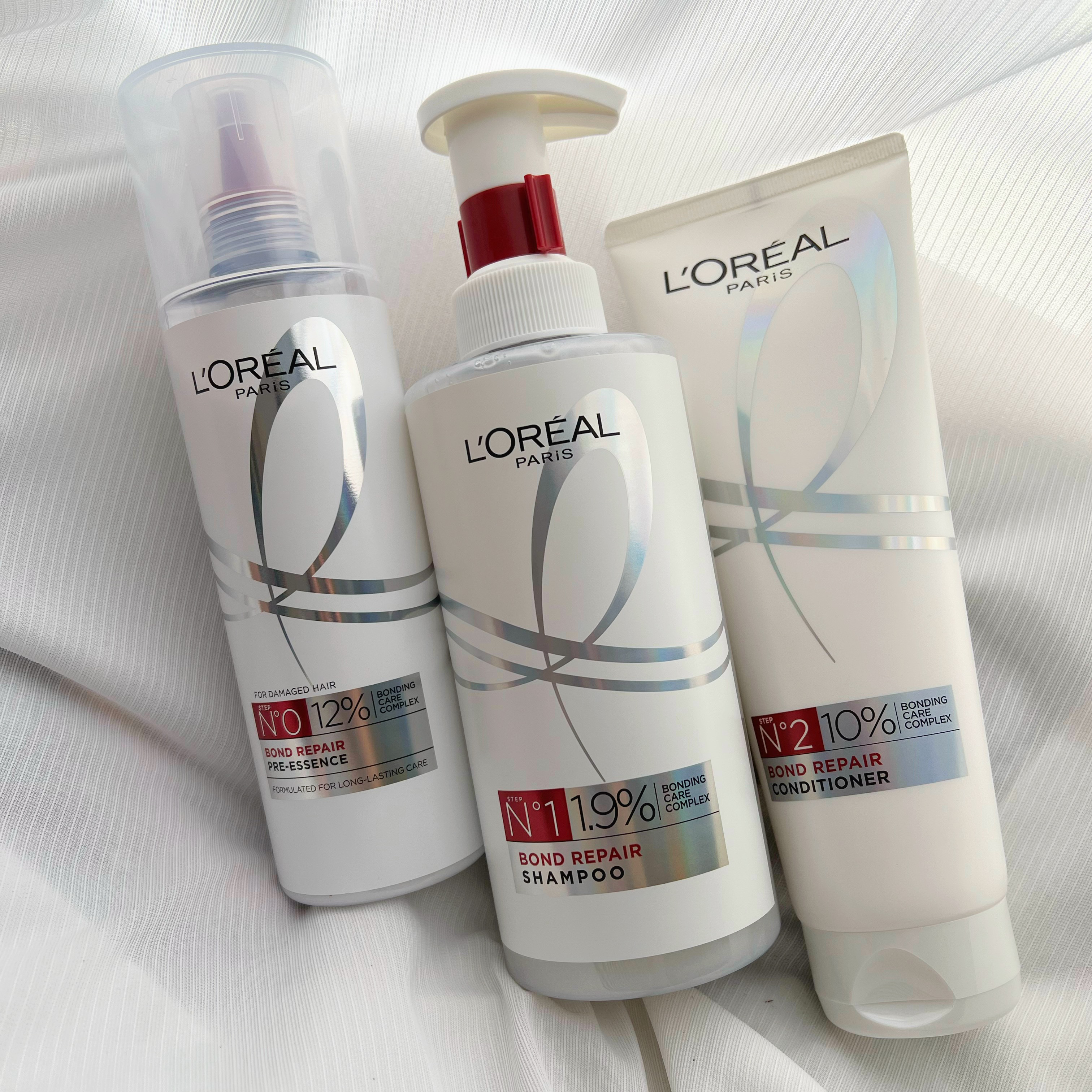 ロレアル パリ ボンド リペア シャンプー／コンディショナー/導入エッセンス

公式より
 ⭐︎ 切るしかなくなった毛先も、ちゅるさら髪へ ボンド リペア
 感想
 圧倒的なちゅるさら髪になりました
 お高いシャンプー並みの感動がありました