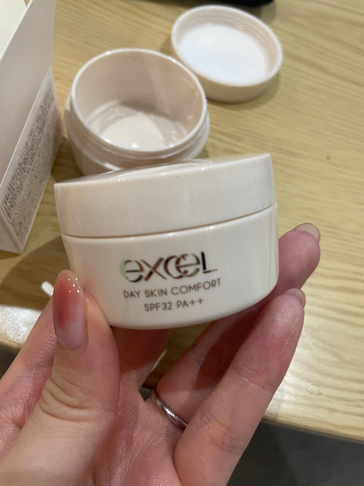 デイスキンコンフォート/excel/フェイスクリームを使ったクチコミ(2枚目)