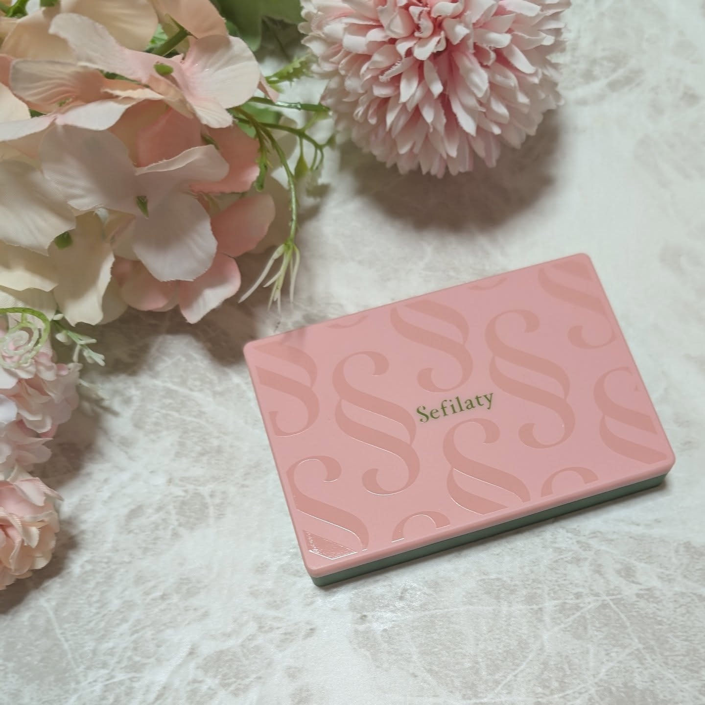 セフィラティ クイーンバレットアイズ/Sefilaty/アイシャドウパレットを使ったクチコミ（3枚目）