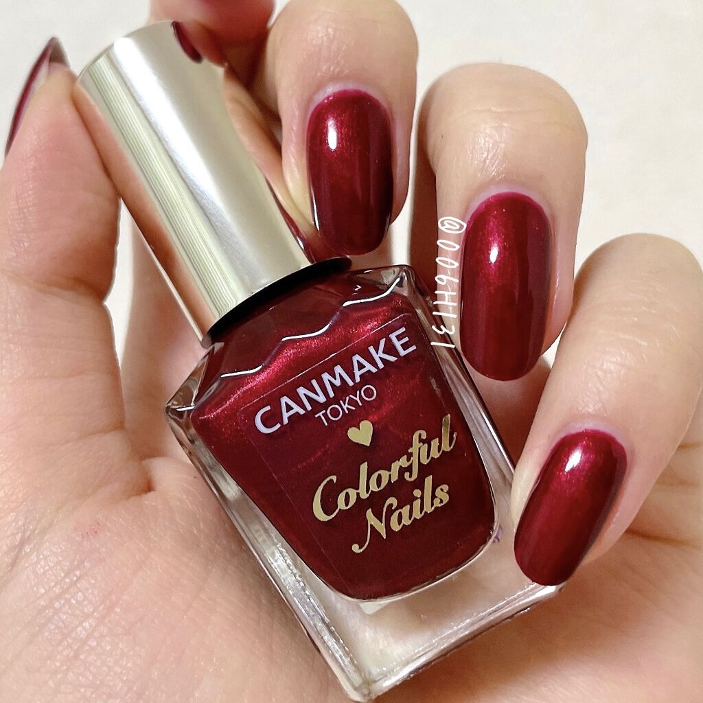 *******

キャンメイク
カラフルネイルズ

N61 ルビーレッド

*******


クリスマス🎄🎅🎄って感じがすごいカラーです笑

レッドパールもぎっしりで豪華⭐️


写真は2度塗り。

深みのあるゴージャスな赤になりま