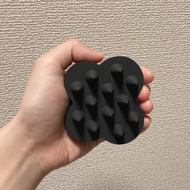 uka scalp brush kenzan/uka/スカルプブラシを使ったクチコミ（2枚目）