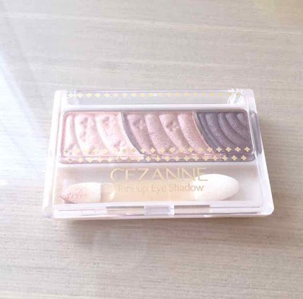 トーンアップアイシャドウ/CEZANNE/アイシャドウパレットを使ったクチコミ(2枚目)