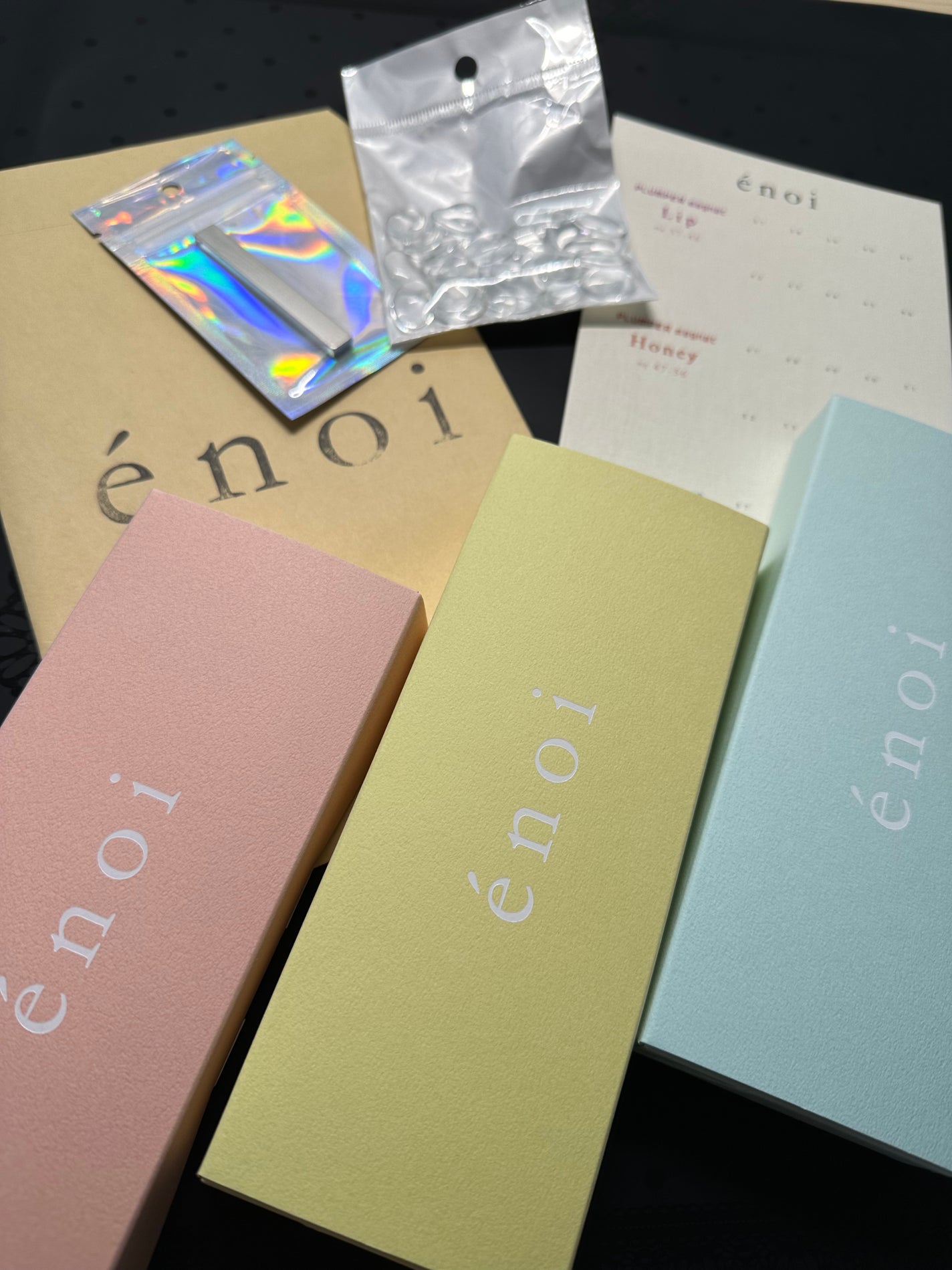 enoi プランパー リップ 未開封 mg39mg41mg46 3色 おまけ付き enoi プランパー リップ 未開封 mg39mg41mg46 3色 おまけ付き