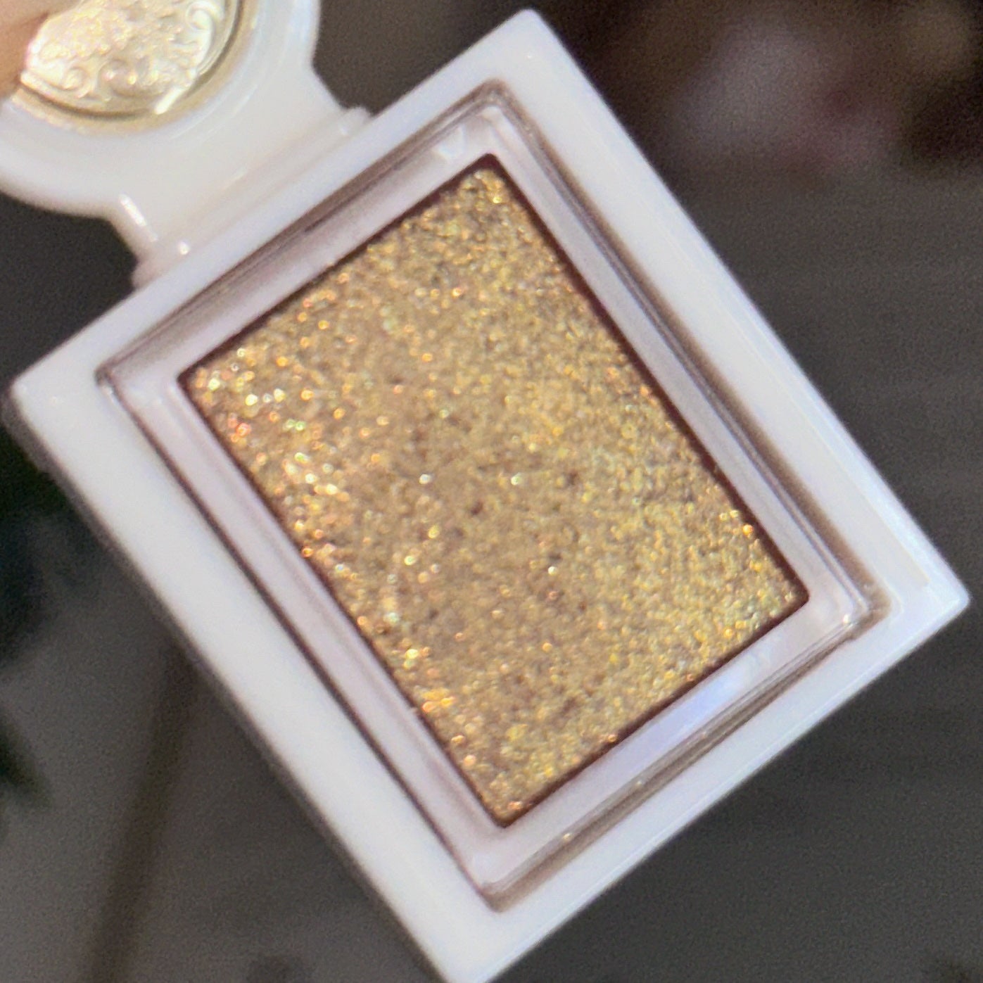 シャドーカスタマイズ (ブリリアントグリッター)/MAJOLICA MAJORCA/グリッターを使ったクチコミ(4枚目)