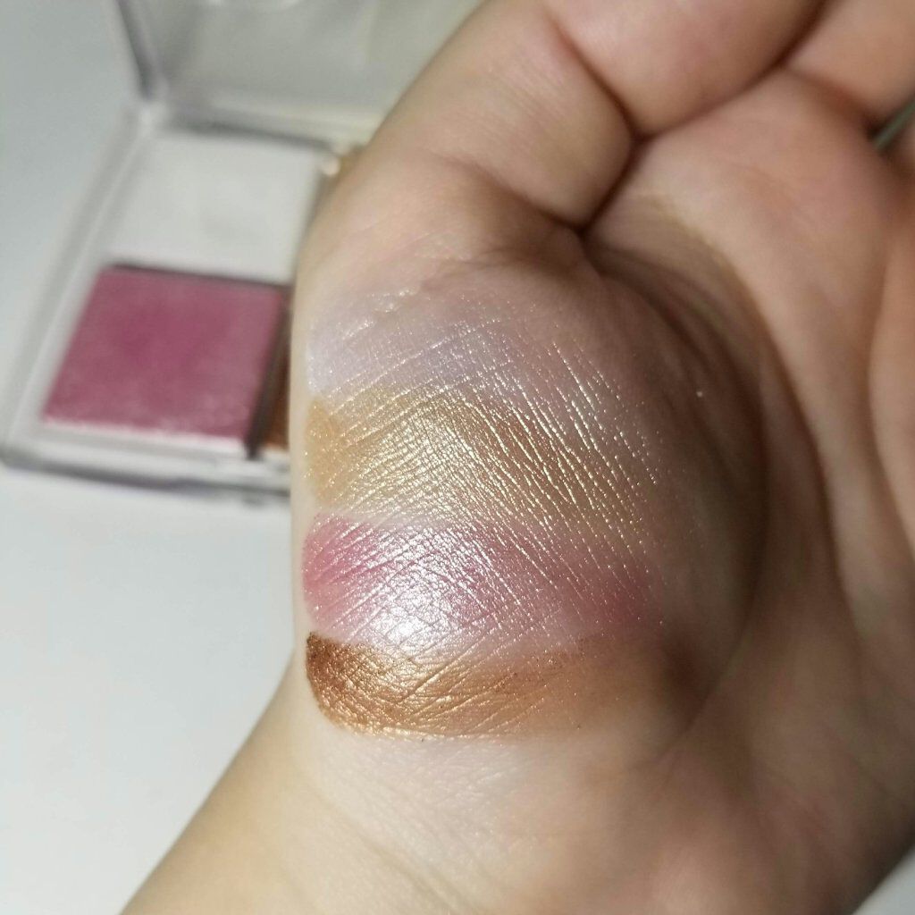 ディオール バックステージ フェイス グロウ パレット/Dior/ハイライトを使ったクチコミ(2枚目)