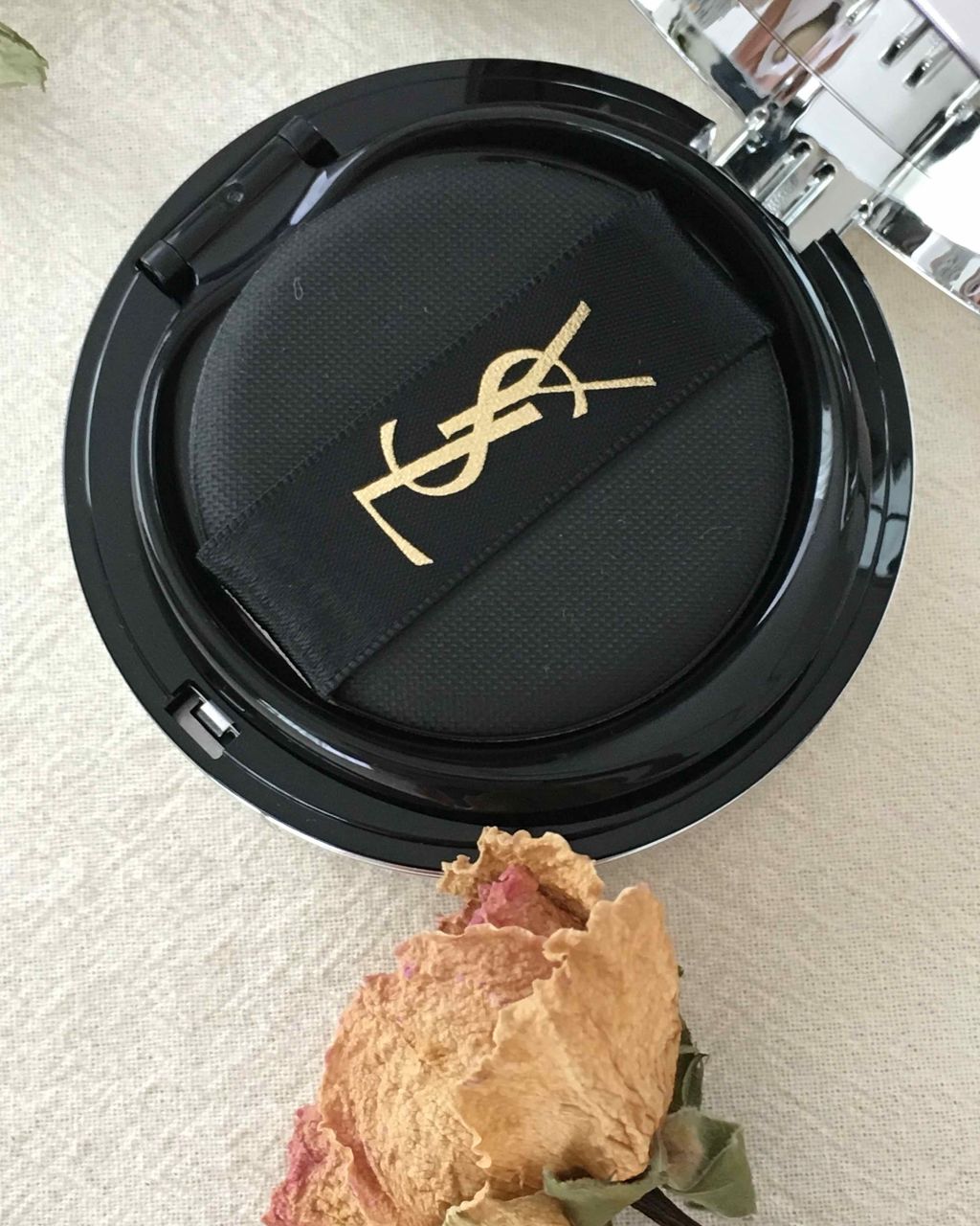 タン アンクル ド ポー/YVES SAINT LAURENT BEAUTE/リキッドファンデーションを使ったクチコミ(3枚目)