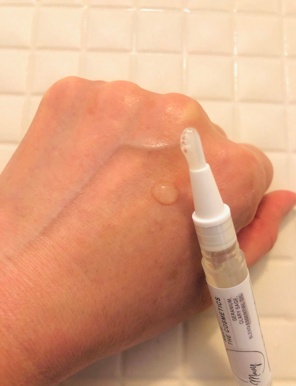 まゆ毛美容液/MavY./美容液を使ったクチコミ(4枚目)