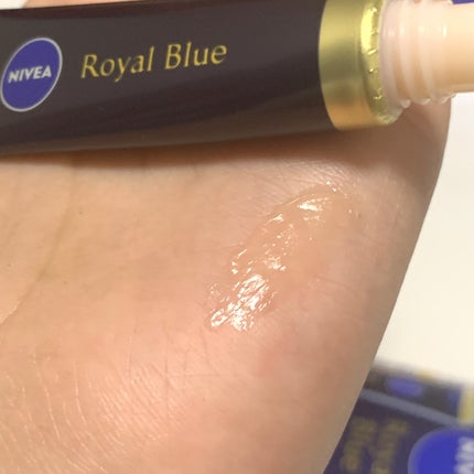 ニベア ロイヤルブルーリップ 濃密美容ケア/ニベア/リップ美容液を使ったクチコミ(7枚目)