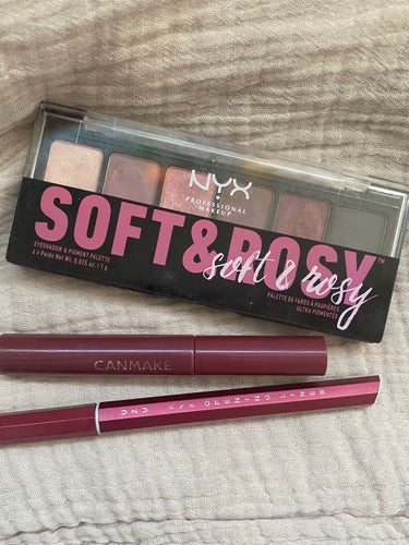 ソフト&ロージー アイシャドウ パレット/NYX Professional Makeup/アイシャドウパレットを使ったクチコミ（1枚目）