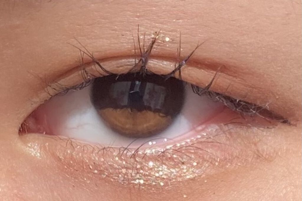 ミラーホリック リキッドアイズ/ETUDE/リキッドアイシャドウを使ったクチコミ（2枚目）