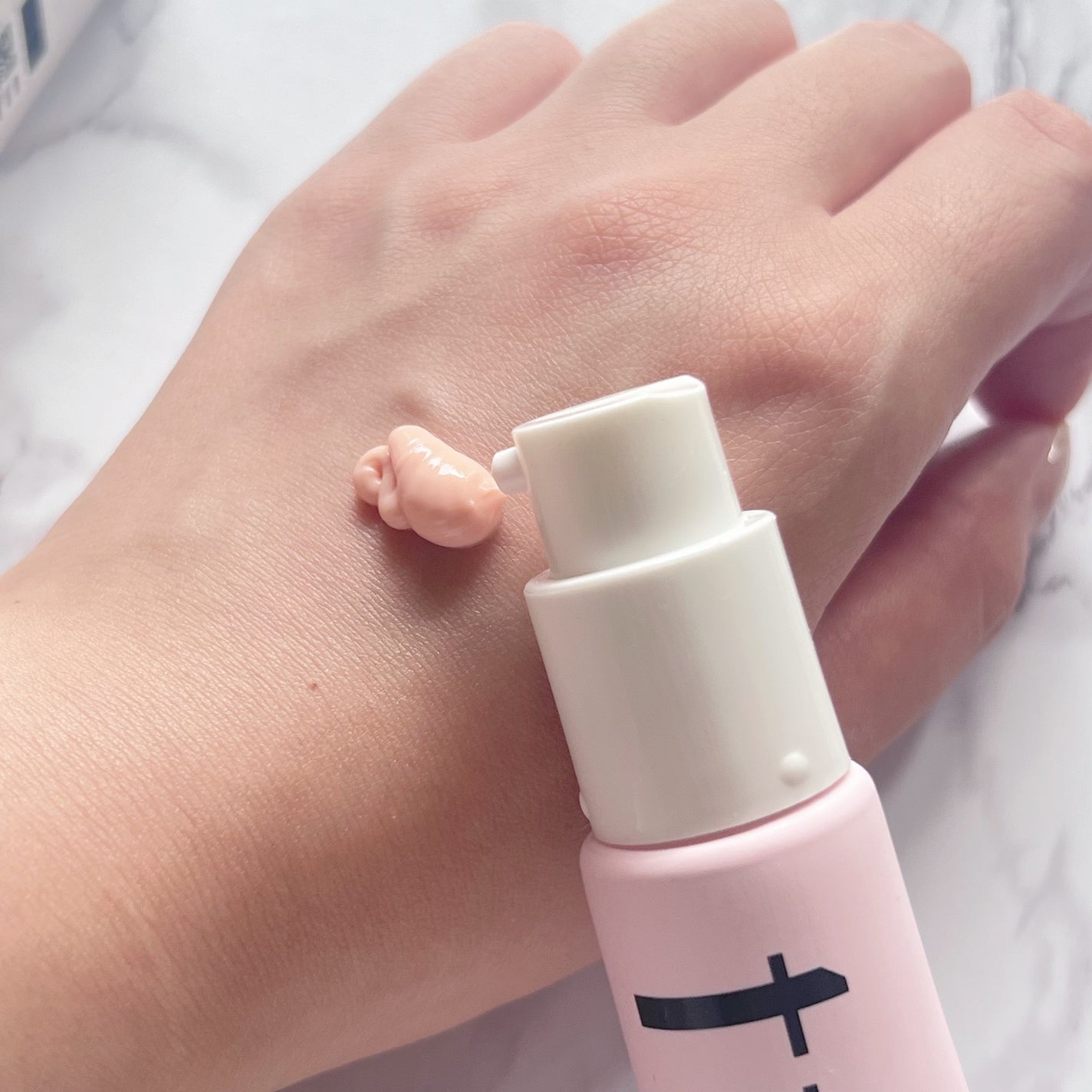 デリケートシルクベールアートプライマー/TFIT/化粧下地を使ったクチコミ(3枚目)