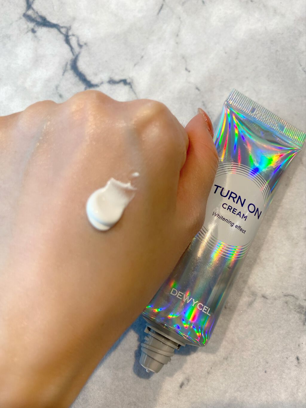 デュイセル ターンオンクリーム/DEWYCEL/フェイスクリームを使ったクチコミ（2枚目）