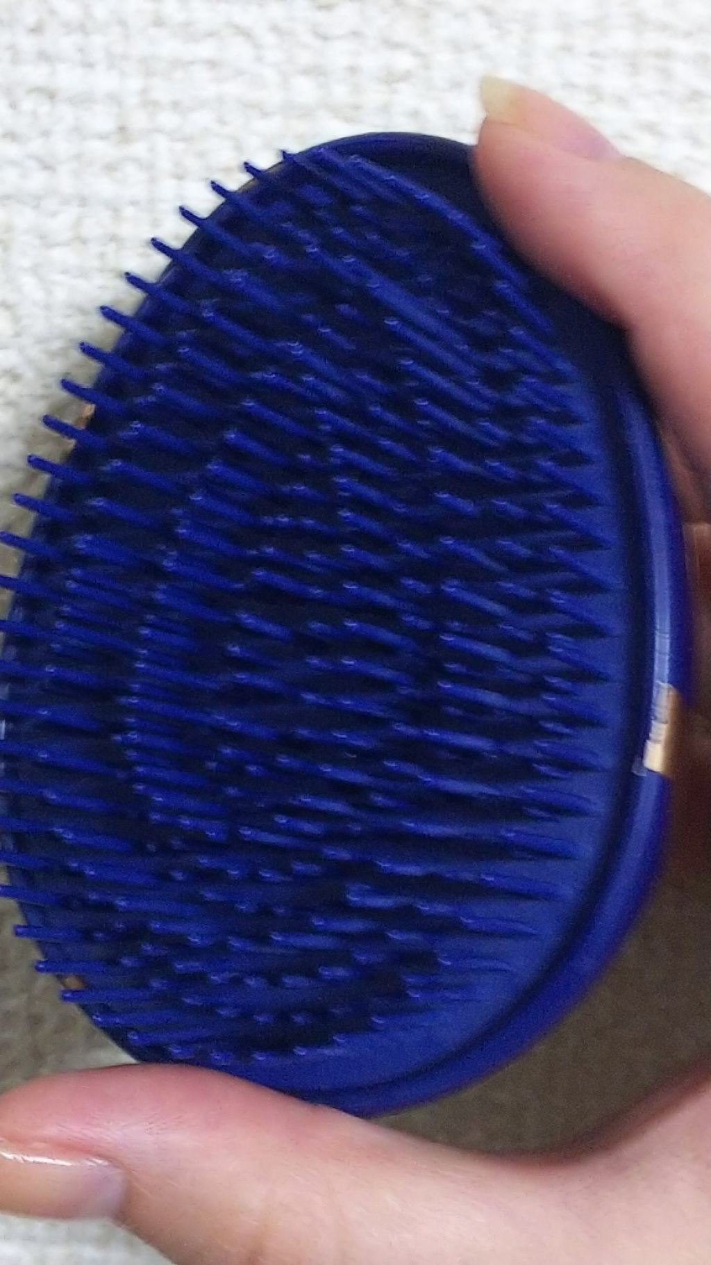 ファンファン アンタングルヘアブラシ/フランフラン/ヘアブラシを使ったクチコミ（3枚目）