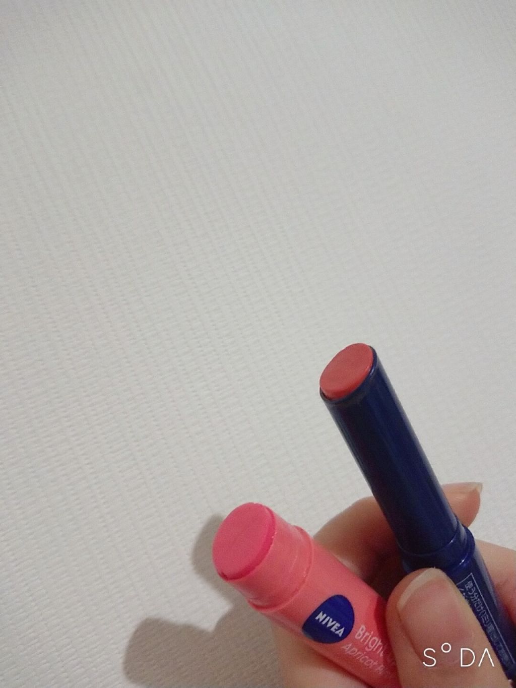 モイストピュアカラーリップ/ニベア/リップクリームを使ったクチコミ（2枚目）