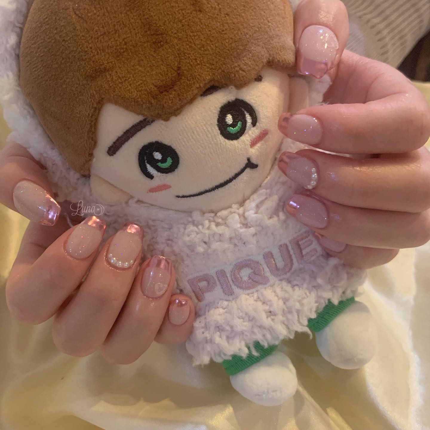 #ジェルネイル,#ワンカラーネイル,#ニュアンスネイル,#うるうるネイル,#ちゅるんネイル,#シンプルネイル,#パーツネイル,#透け感ネイル,#クリアネイル,#ぷっくりネイル,#ちぐはぐネイル,#韓国ネイル,#きらきらネイル,#うるつやネイル,#フレンチガーリーネイル,#ピンクネイル,#ミラーネイル,#フレンチネイルのネイルデザイン