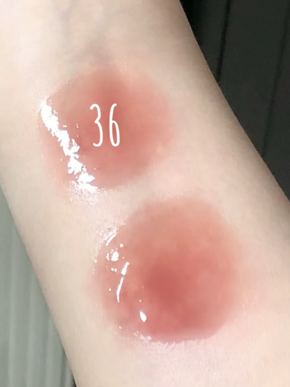 ジューシーラスティングティント/rom&nd/リップティントを使ったクチコミ（2枚目）