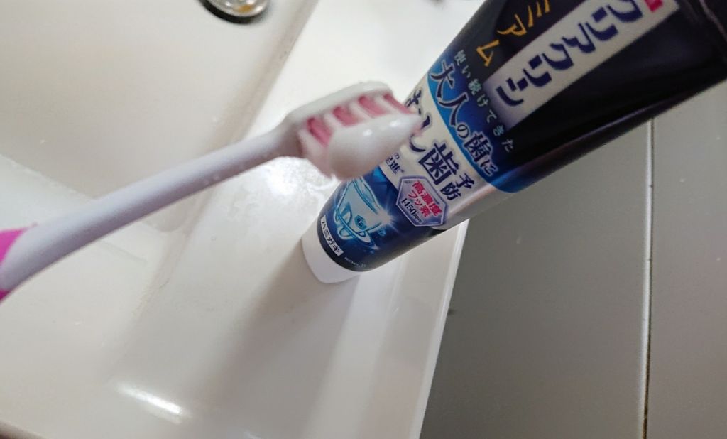 クリアクリーン プレミアム 歯質強化 (薬用ハミガキ)/クリアクリーン/歯磨き粉を使ったクチコミ(2枚目)