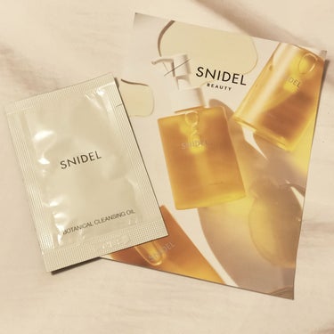 SNIDEL BEAUTY ボタニカル クレンジングオイルのクチコミ「SNIDEL BEAUTYさんからボタニカル クレンジングオイルのサンプルをいただきました😊
.....」（1枚目）