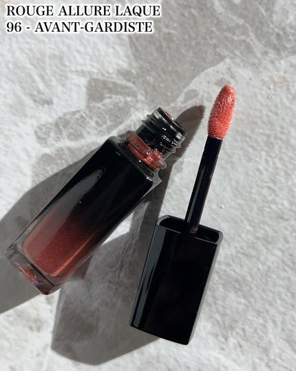 スティロ オンブル エ コントゥール 60 ヴェール ティタニウム/CHANEL/スティックアイシャドウの画像