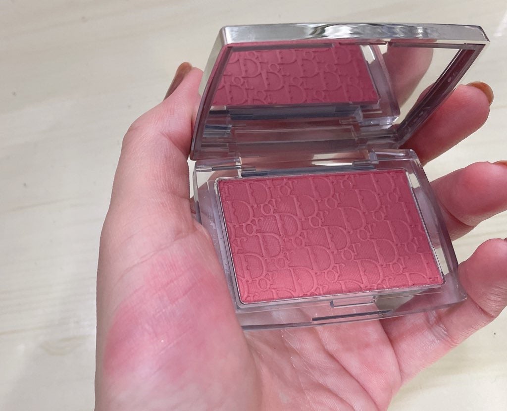 ロージー グロウ/Dior/パウダーチークを使ったクチコミ(2枚目)