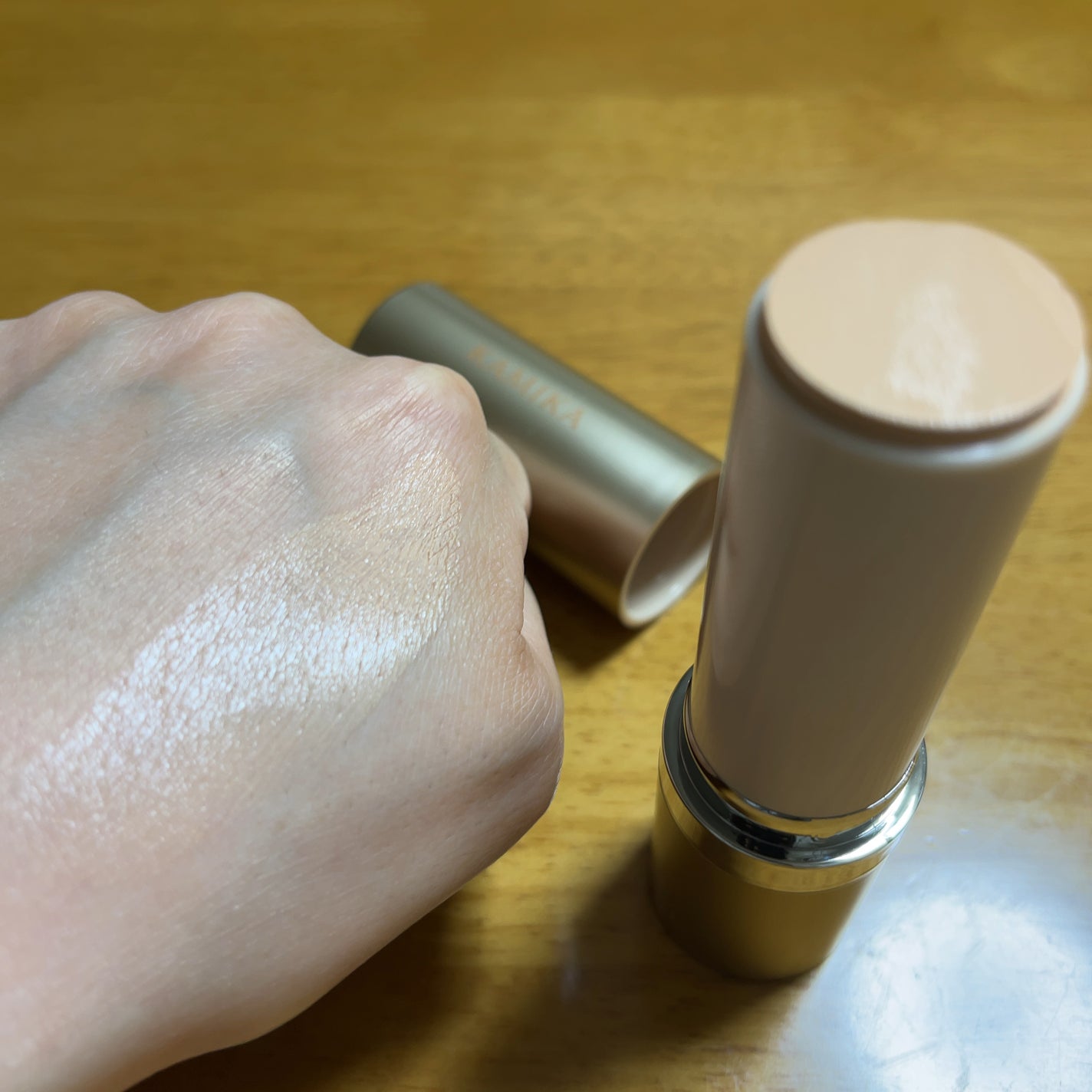 シルキースティックファンデーション/KAMIKA/その他ファンデーションを使ったクチコミ(4枚目)