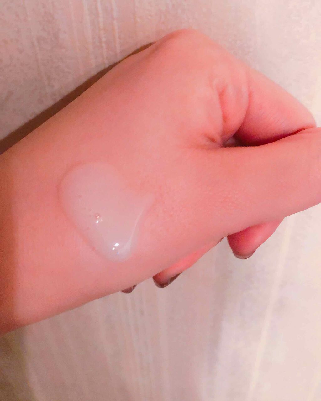 まや@外出自粛中で低浮上 on LIPS 「いつも使ってる乳液紹介(_`・ω・)_バァンAdsorbth..」(4枚目)