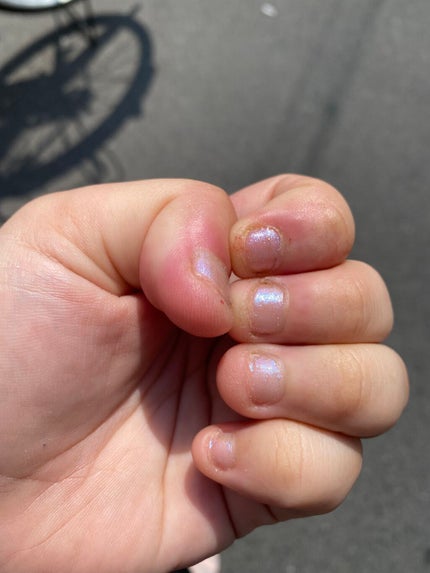 カラフルネイルズ/キャンメイク/マニキュアを使ったクチコミ(4枚目)